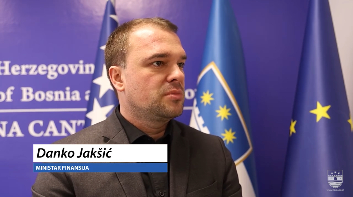 Na prijedlog ministra finansija, Vlada Unsko-sanskog kantona usvojila je Periodični izvještaj budžeta za period 1.1. – 31.12.2024. godine. Prema usvojenom izvještaju, ukupno ostvareni prihodi, primici i finansiranje u izvještajnom periodu iznose 327.543.311 KM, dok ukupno ostvareni rashodi i izdaci iznose 324.923.197 KM. Kao rezultat toga, ostvaren je suficit u iznosu od 2.620.114 KM. Ostvareni suficit […]