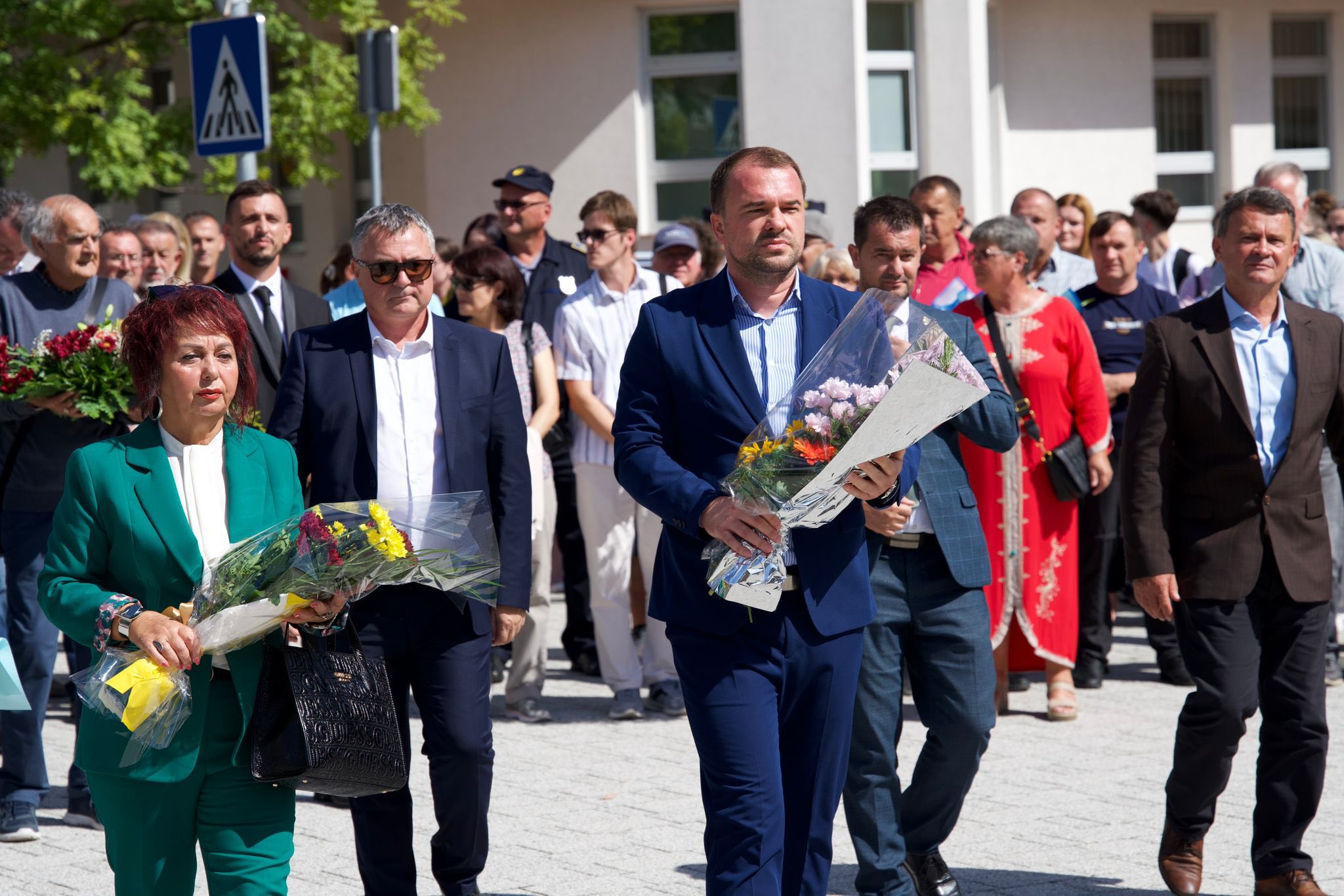 Danas je u Bosanskoj Krupi obilježen Dan grada – 17. septembar. Tom prilikom održana je svečana sjednica Gradskog vijeća, a prethodno je upriličeno i polaganje cvijeća na centralnom spomen obilježju u znak sjećanja i poštovanja prema svima koji su dali život za slobodu. Svečanosti je, zajedno sa brojnim gostima i domaćinima, prisustvovao i ministar finansija […]
